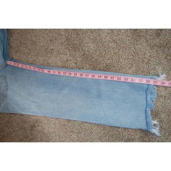 NWT We the Free Maggie Ripped Crop Straight Leg Denim Jeans Light Wash Size 24 - Picture 9 of 9